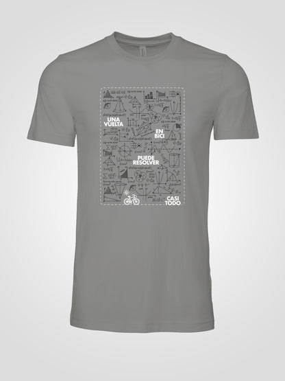 Camiseta "La bici casi todo lo puede"